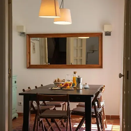 ホームステイ Casa Dos Amigos Surf House