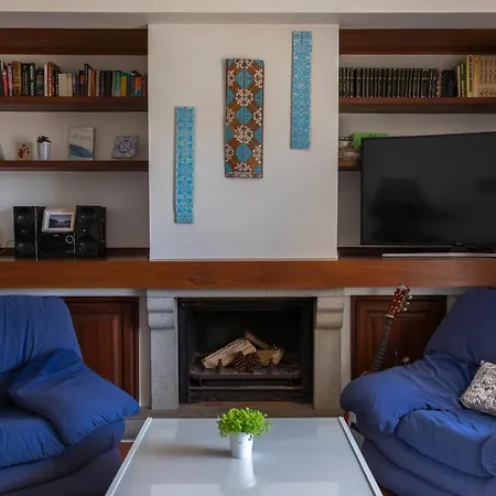 Casa Dos Amigos Surf House ホームステイ *